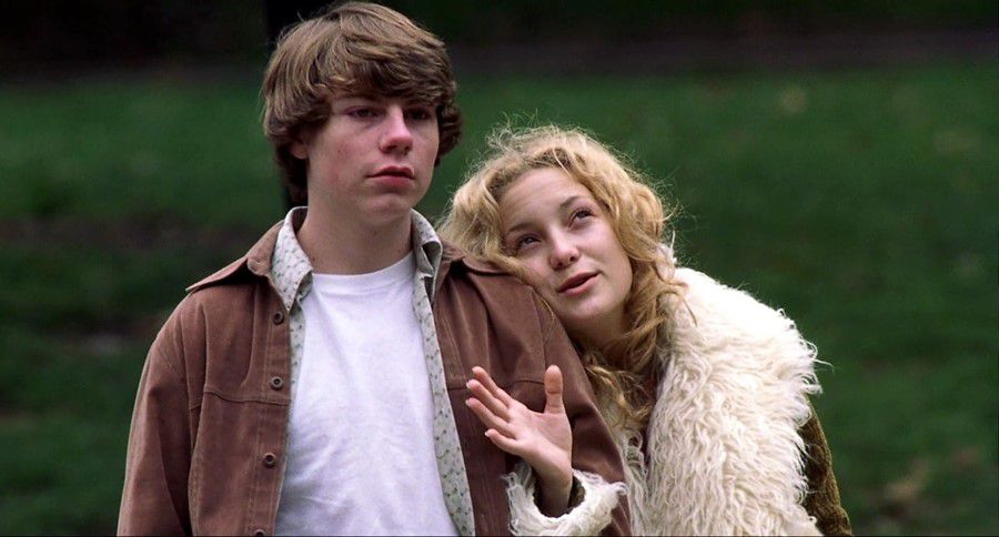 Kate Hudson and Patrick Fugit in Cameron Crowe’s&nbsp;Almost Famous&nbsp;(2000).