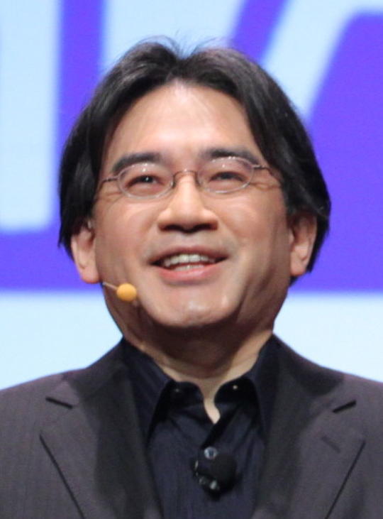 Satoru_Iwata___Game_Developers_Conference_2011___Day_2__3___cropped_2_