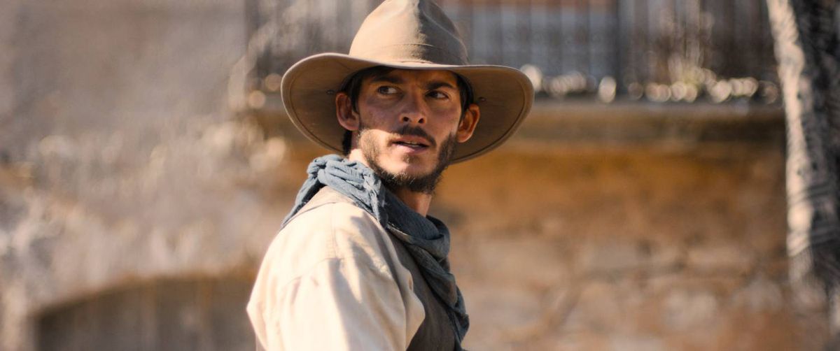 Joshua Dickinson as Alonzo Murrieta in Gunfight at Dry River